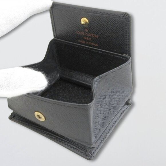 Louis Vuitton Coin Purse Epi Noir Mini Boite Box Leather Snap Closure Black OS - Picture 3 of 17